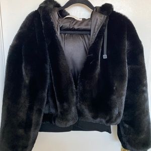 Blanc Noir
Aspen Faux Fur Hoodie